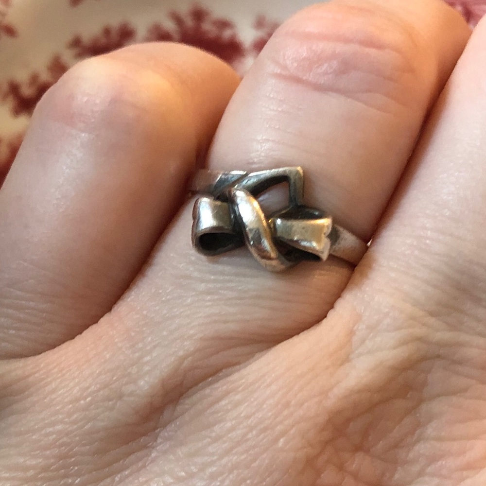Vintage stamped 925 sterling silver bow knot ring NF? sz 6.75